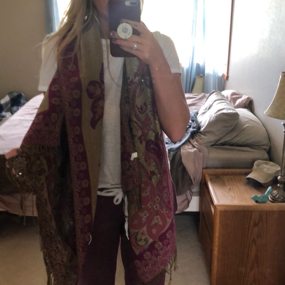 Two Scarves - image 5